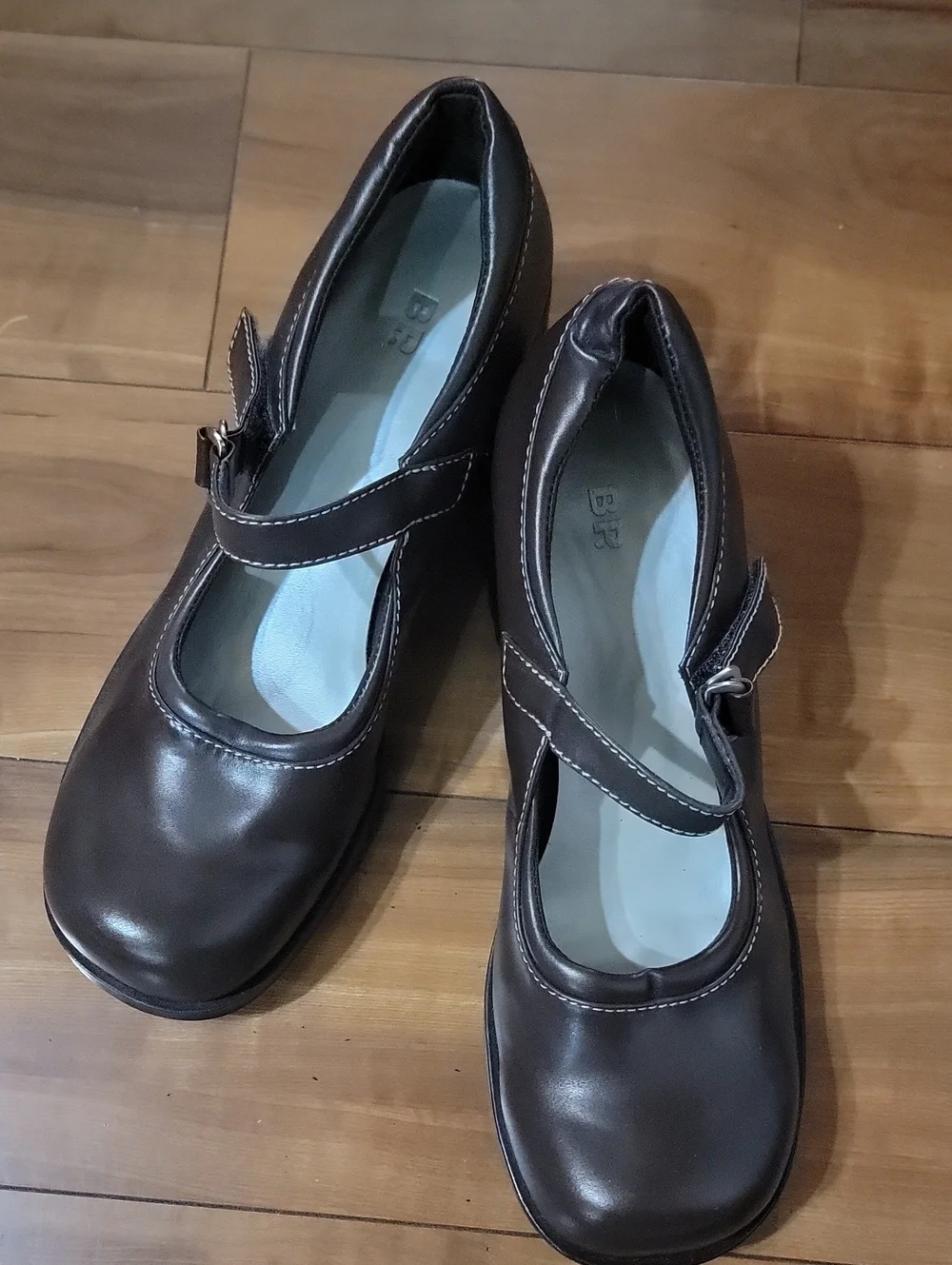 Banana Republic Brown Leather Mary Jane Flats